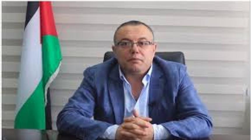 كتب عاطف ابو سيف وزير الثقافة الفلسطيني 